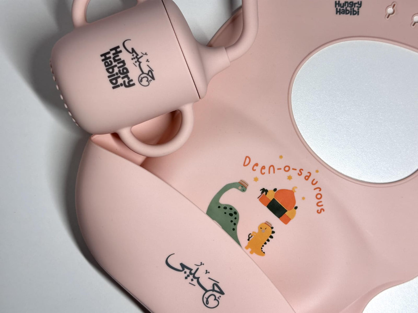 Deen-o-saurous Silicone Bib BPA-Free & Eco-Friendly Pink